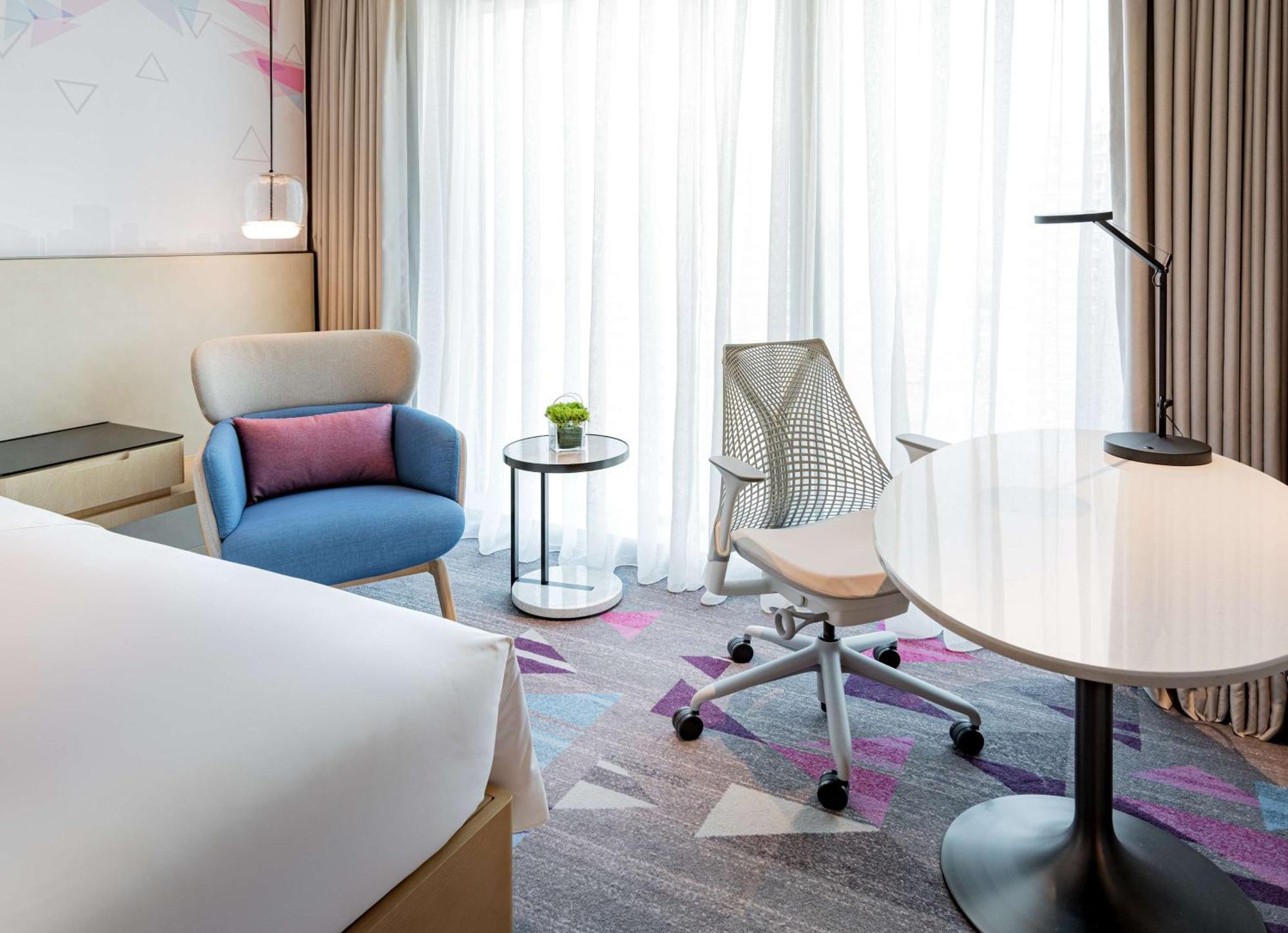 Hilton Garden Inn Shenzhen World Exhibition & Convention Center Экстерьер фото