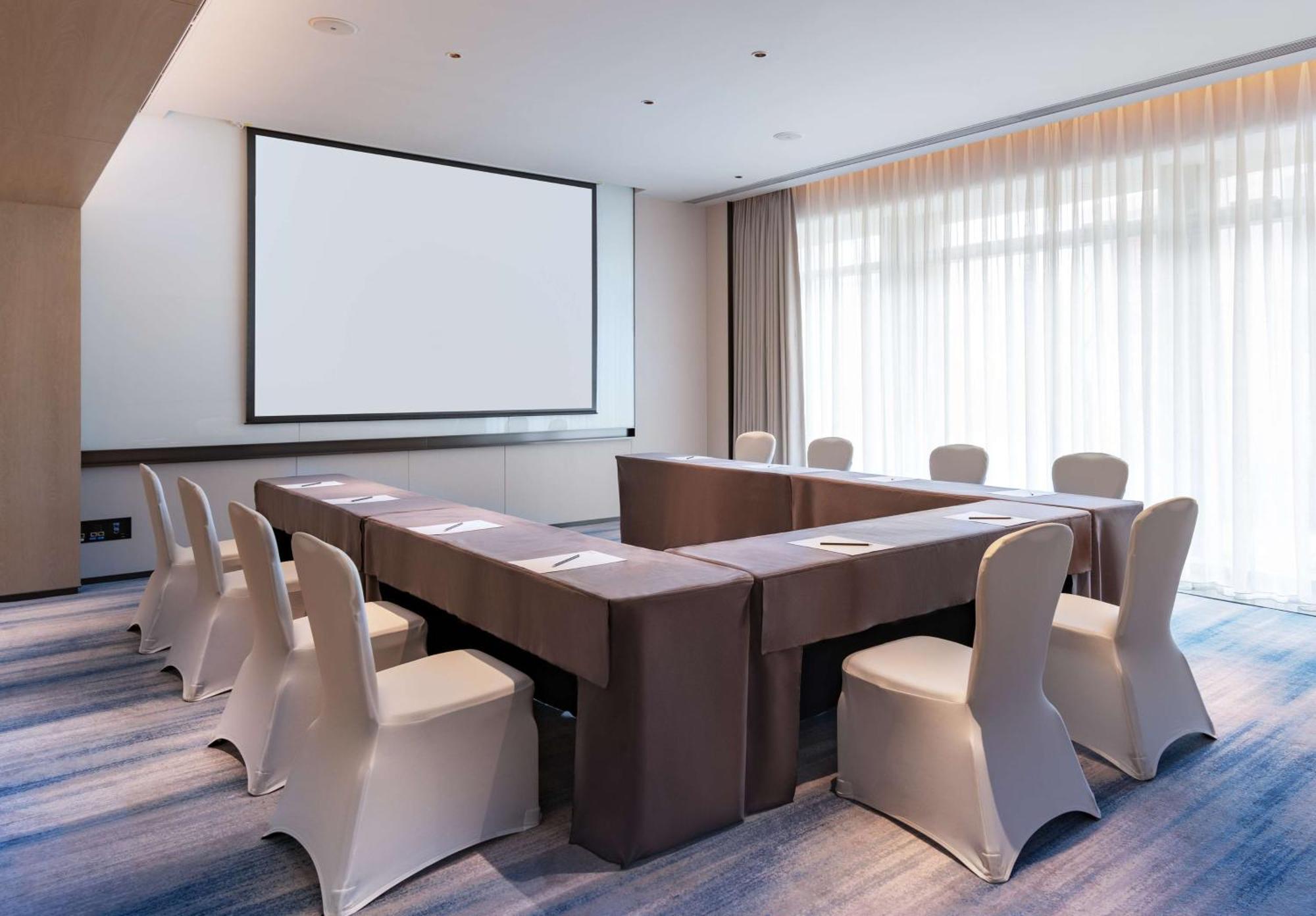 Hilton Garden Inn Shenzhen World Exhibition & Convention Center Экстерьер фото