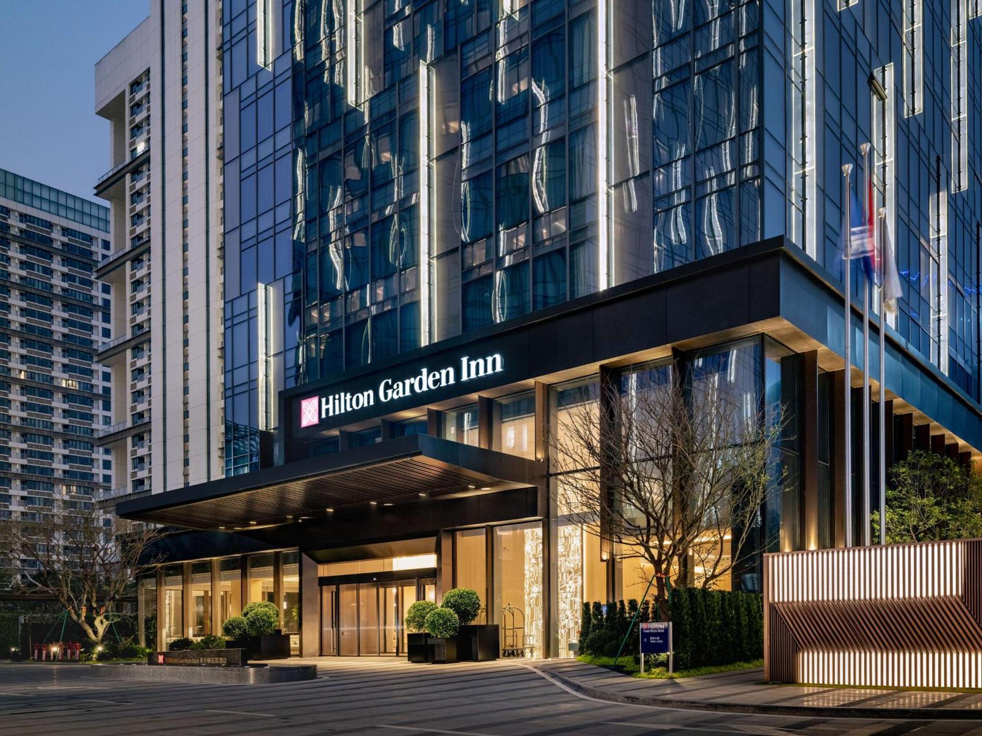 Hilton Garden Inn Shenzhen World Exhibition & Convention Center Экстерьер фото